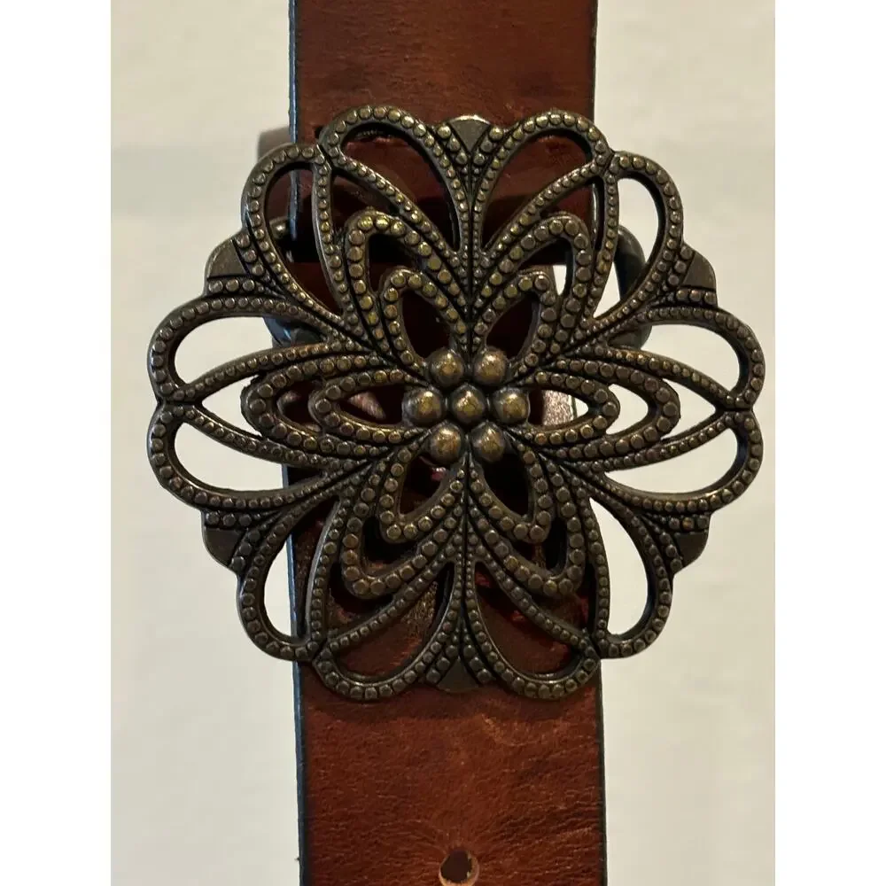 Vintage Y2K Old Navy Leather Belt Metal Floral Buckle Size Large
